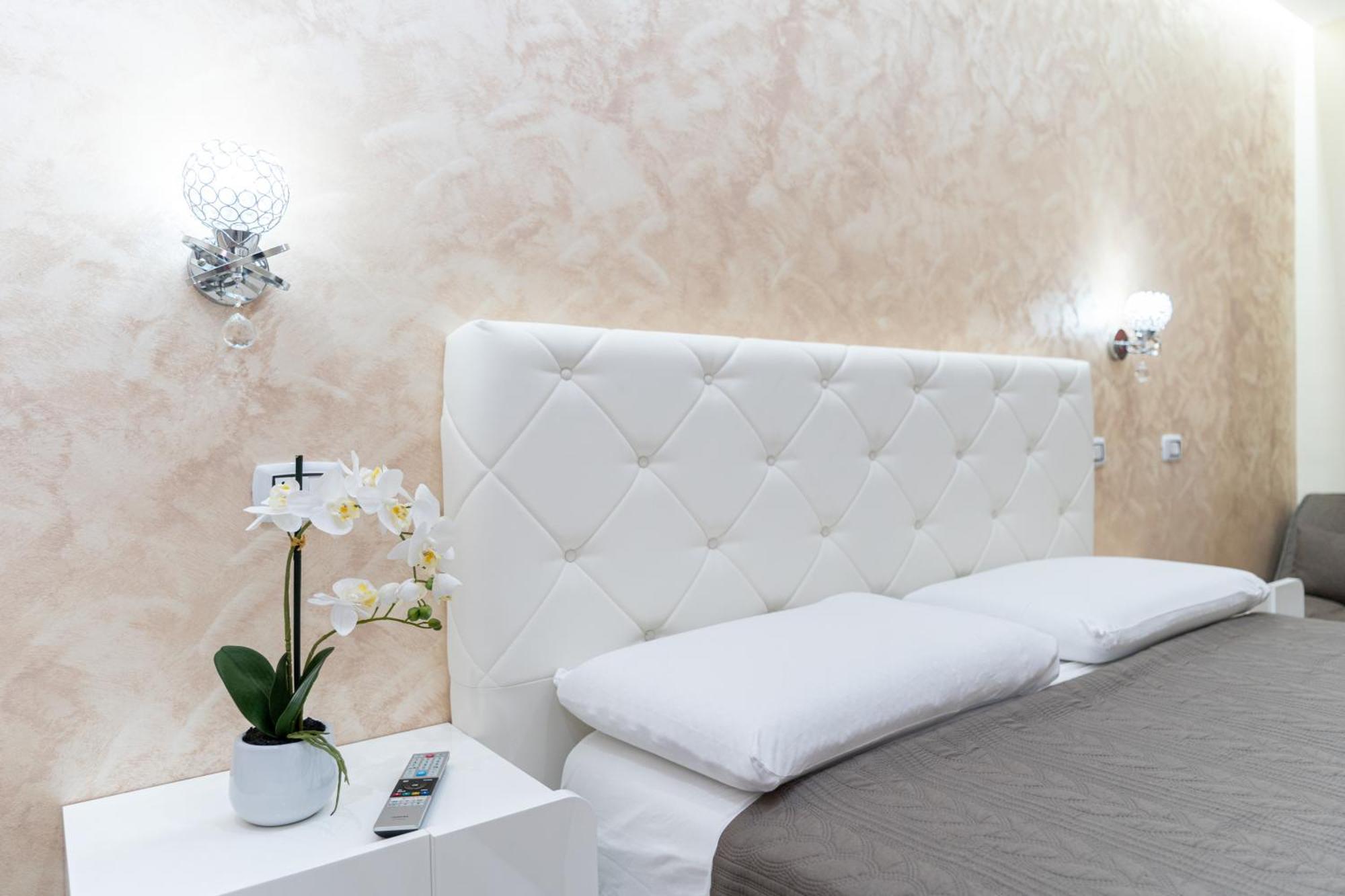 B&B Golden House & Spa Rose Dış mekan fotoğraf